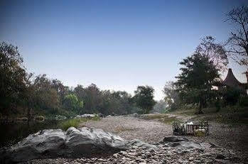 Hotel Banjaar Tola, Kanha National Park Mukki Zewnętrze zdjęcie